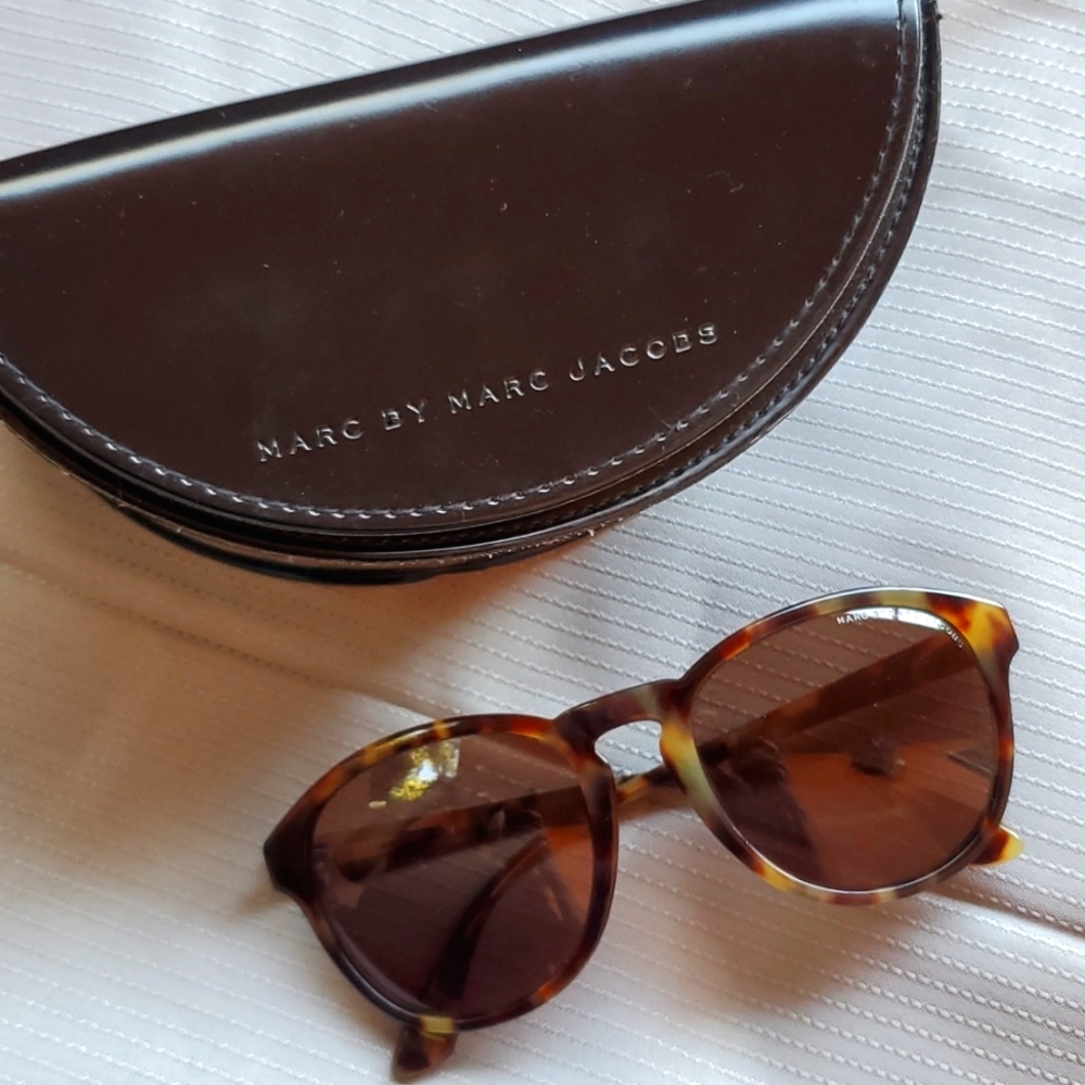 Marc Jacobs sunglasses